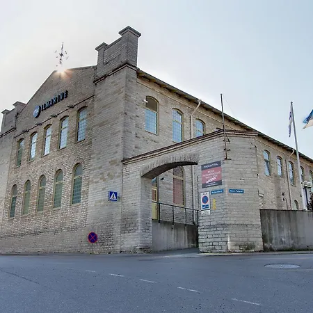 Daily Apartments- Ilmarine Old Town/port Apartment Tallinn